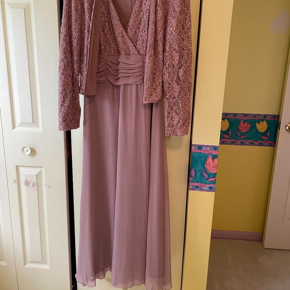 Patra Light Pink Formal Dress, size 14 - Picture 2 of 12